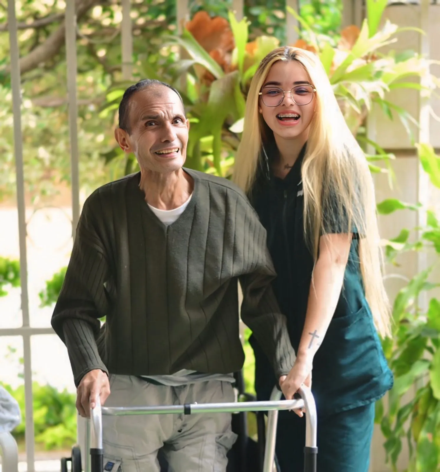 Enfermera cuidados hogar geriatrico